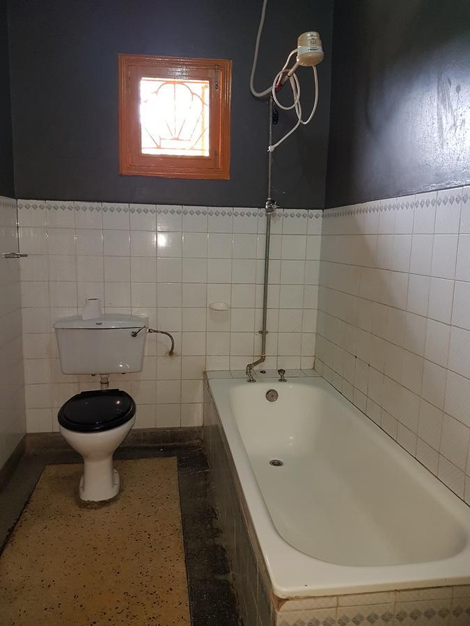 Melvic Inn Kisumu Luaran gambar